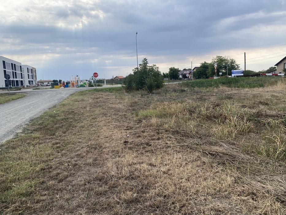 Teren Urseni pentru aktivitati comerciale 250mp