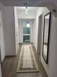 Vând apartament decomandat cu două camere