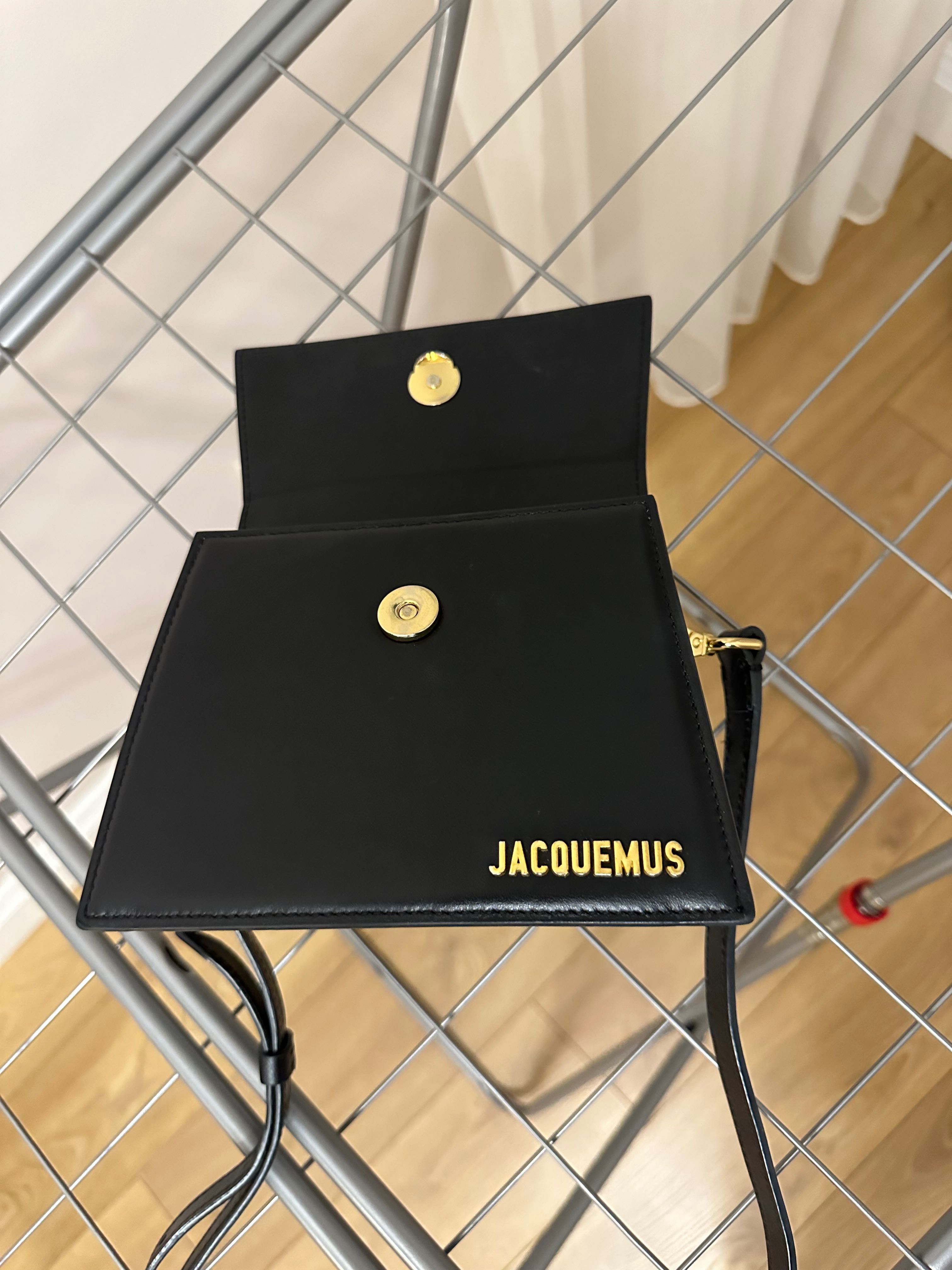 Оригинална дамска чанта Jaquemus The medium Chiquito