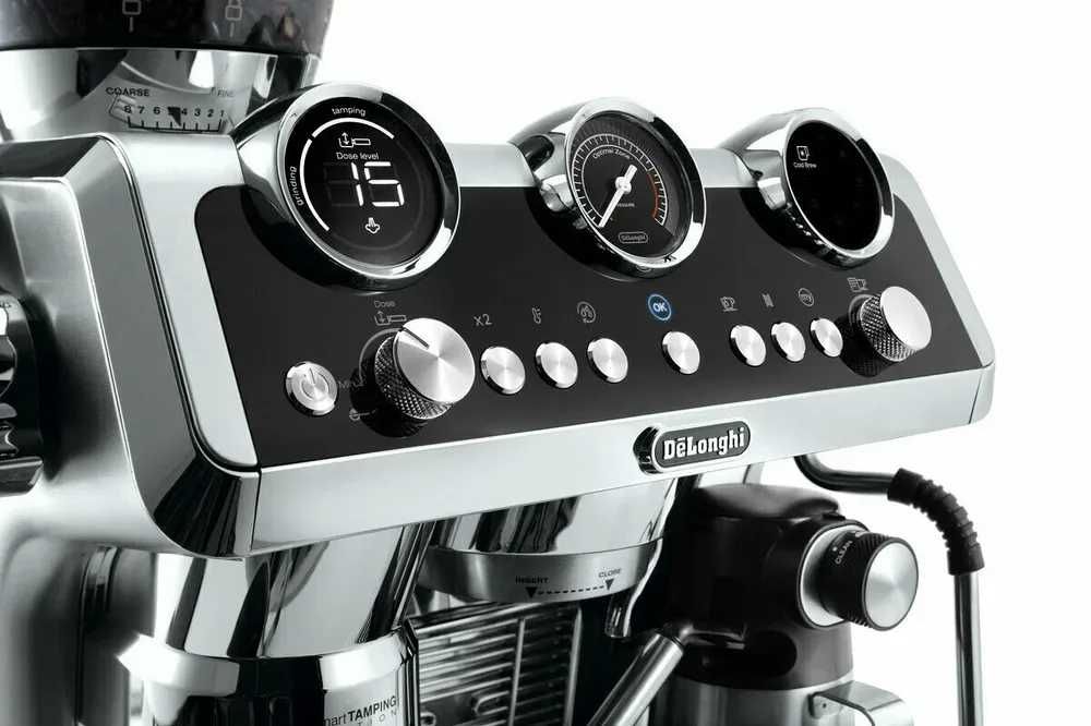 Kофеварка DeLonghi EC9865.M