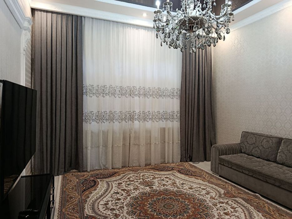 Ijaraga 2 etajlik hovli