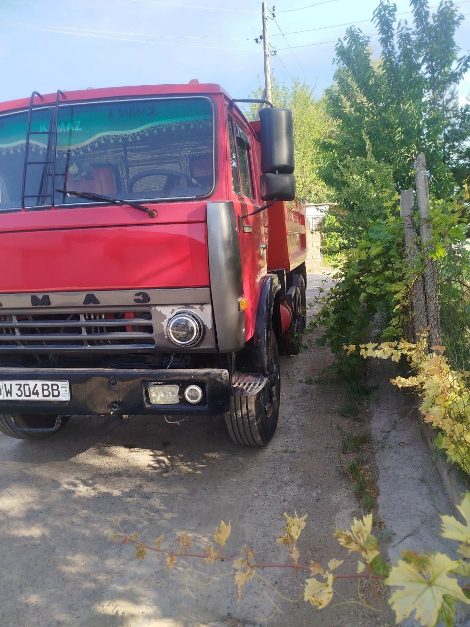 Kamaz sotiladi 1986 yil xolati ideal naxadu 10 ta baloni 90%