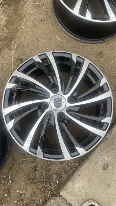 Продам диски р15 от Хундай акцент