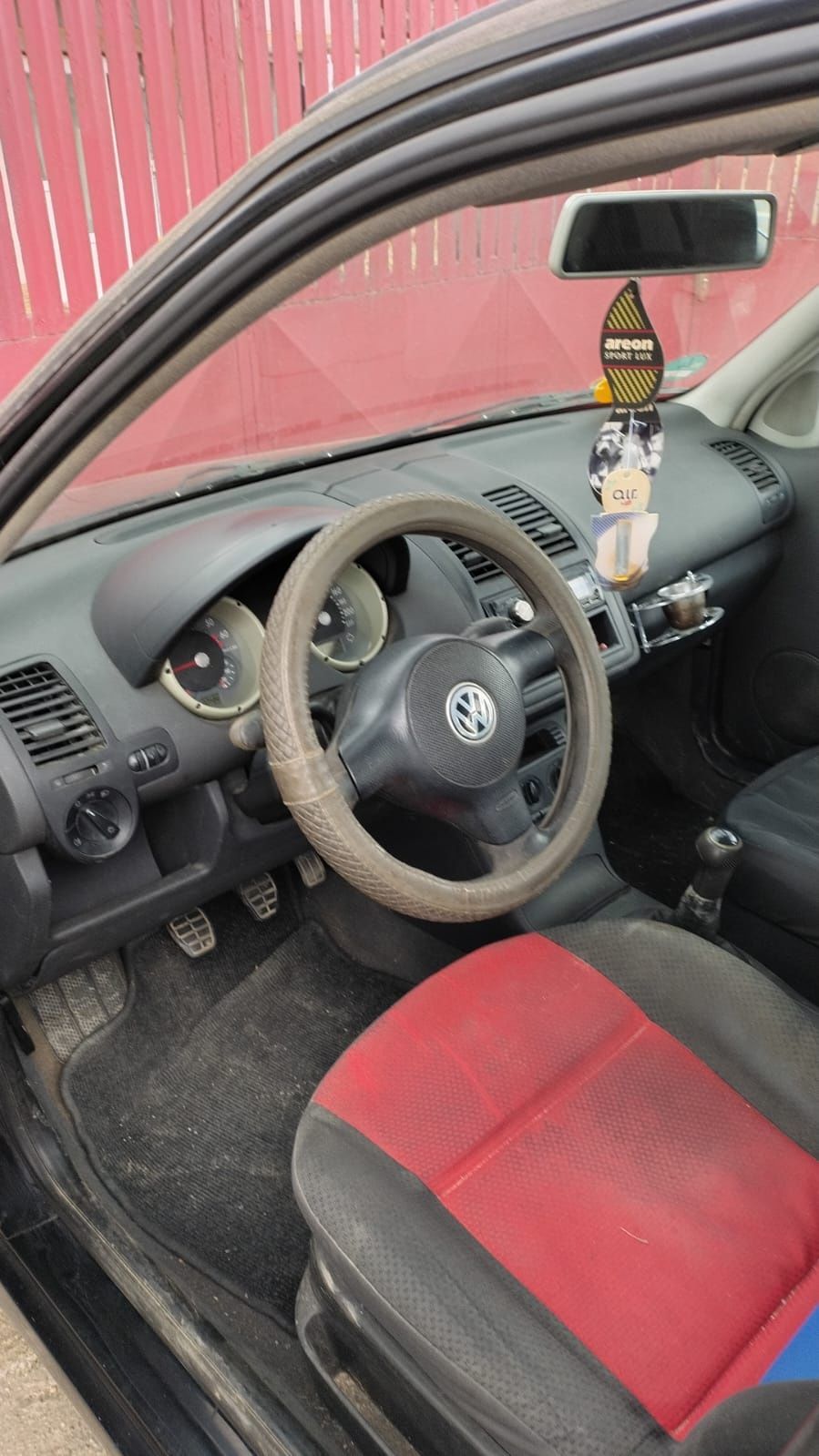 Masina Volkswagen polo