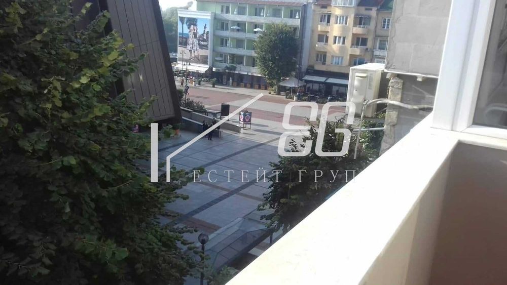 4-стаен в Варна-Център площ 100 цена 800