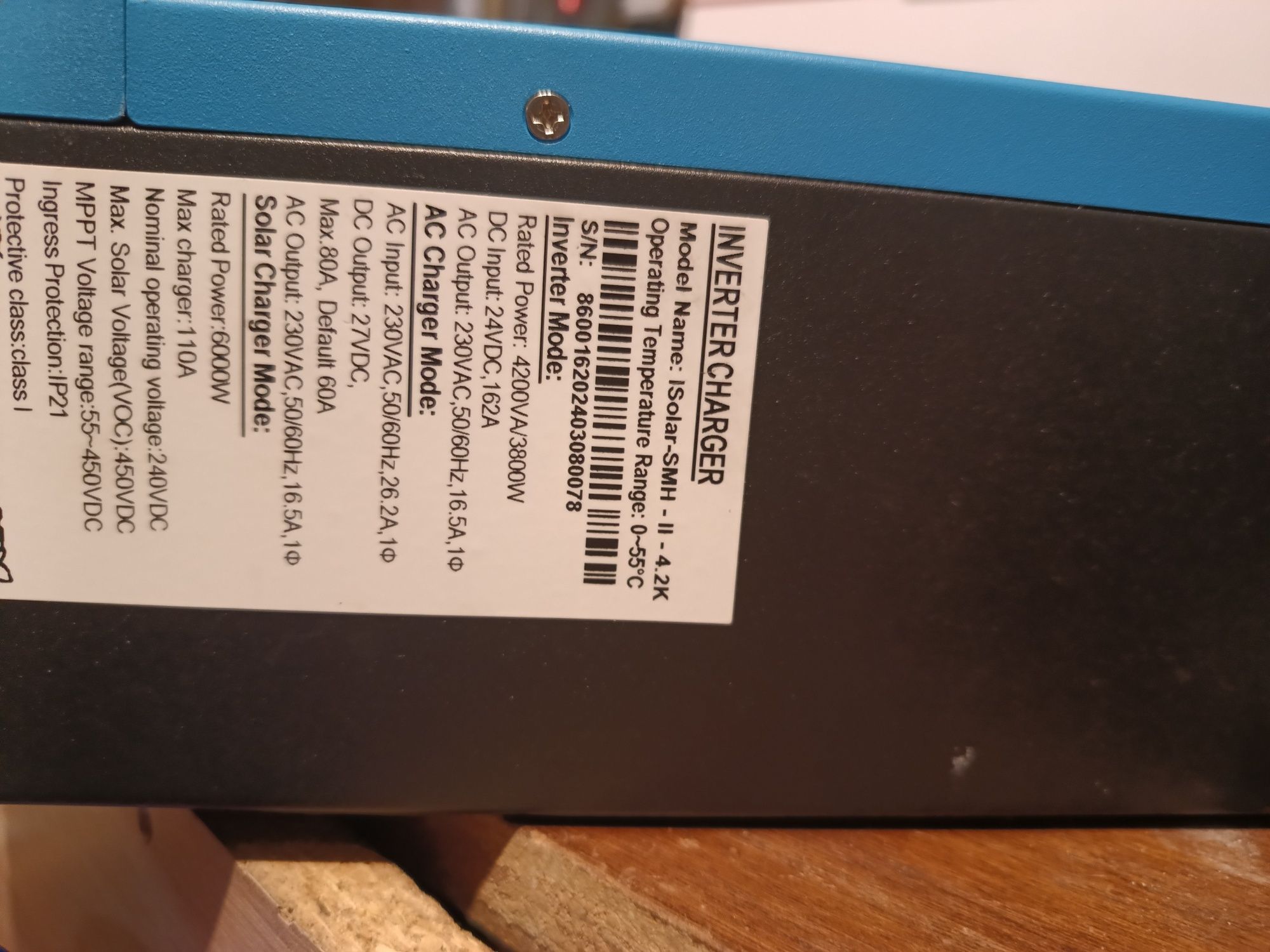 Соларен инвертор Easun 3800w 24v