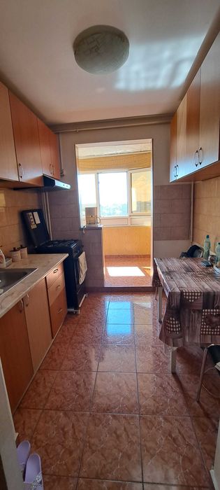 Inchiriez apartament 3 camere Ilioara
