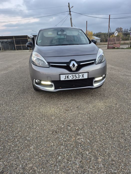 Renault megane scenic 1.5 110 facelift