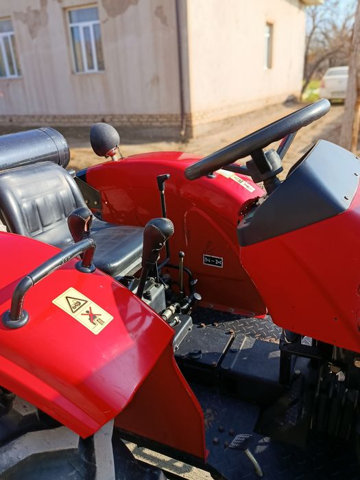 Мини трактор сотилади YTO ME 304