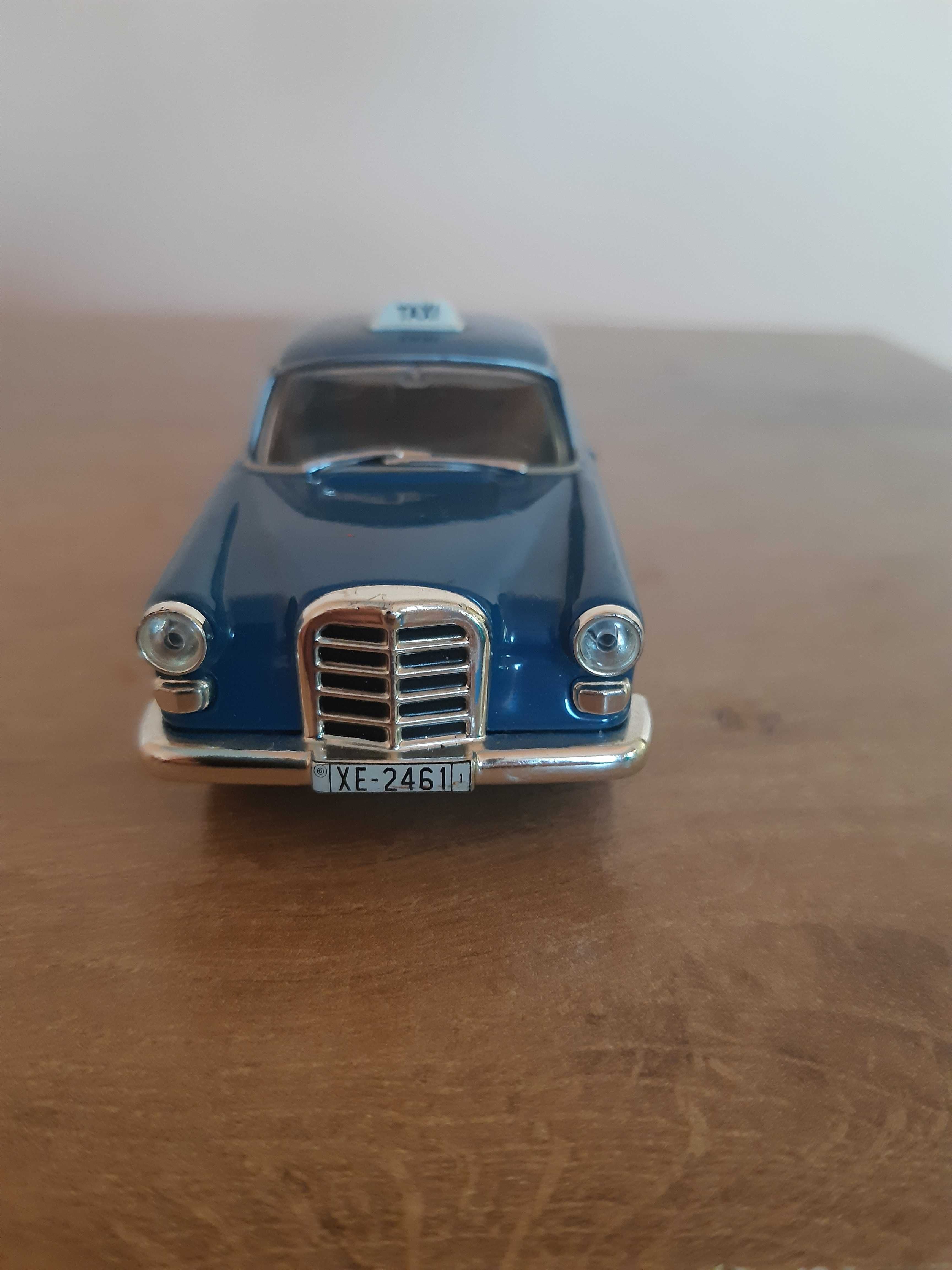 Колекционерска количка Mercedes-Benz 300SE Конска глава