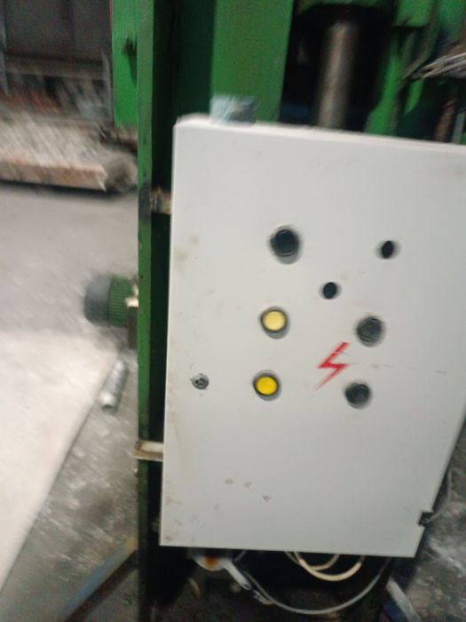 Press 250 tonnali sotiladi
