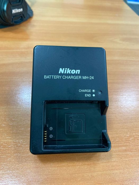 Продаю фотоаппарат Nikon 3200.