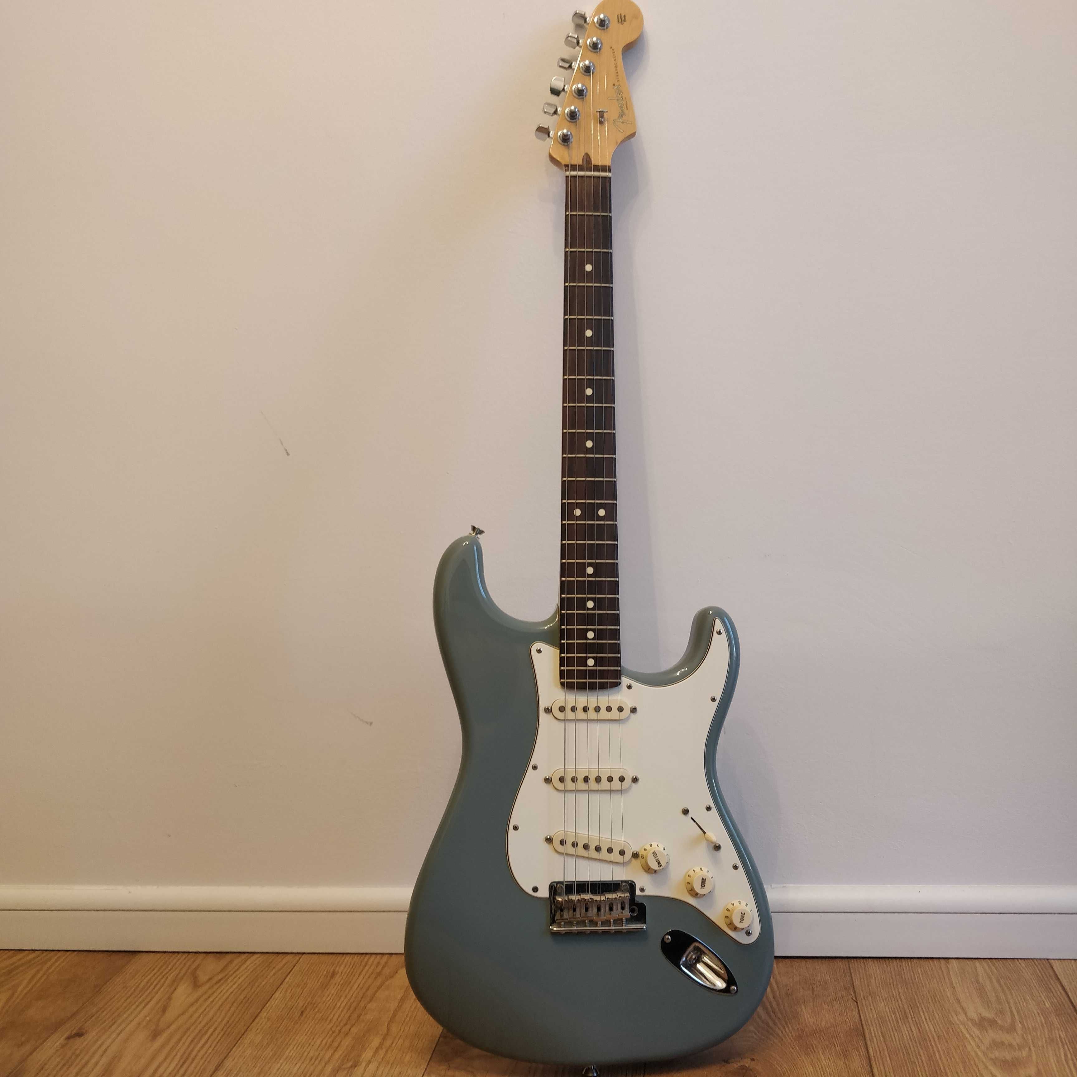 Fender American PRO Stratocaster Sonic Grey