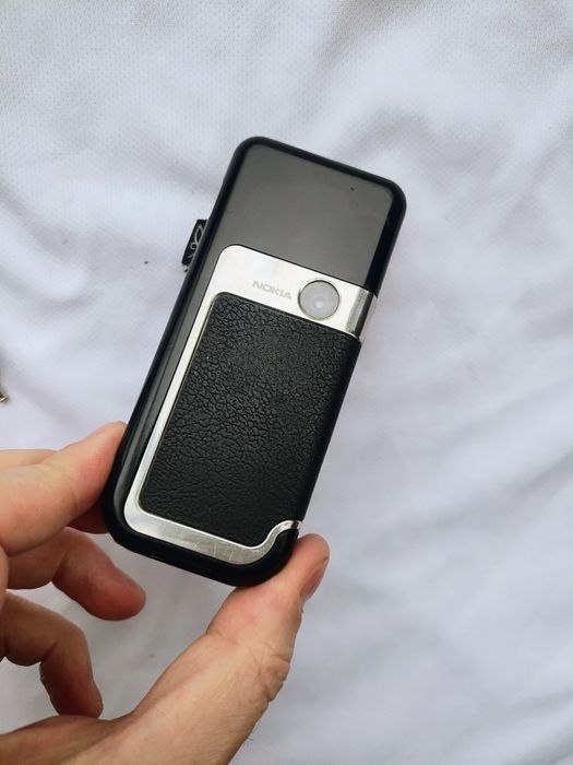 Nokia 7360 + incarcator original ( decodat, stare foarte buna)