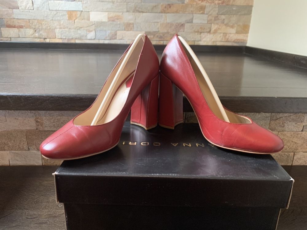 Pantofi Zara piele rosie toc gros marimea 39