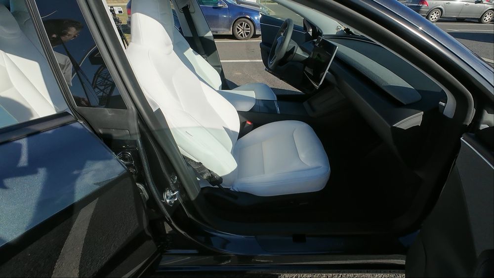 Huse piele  albe tesla model 3 Highland