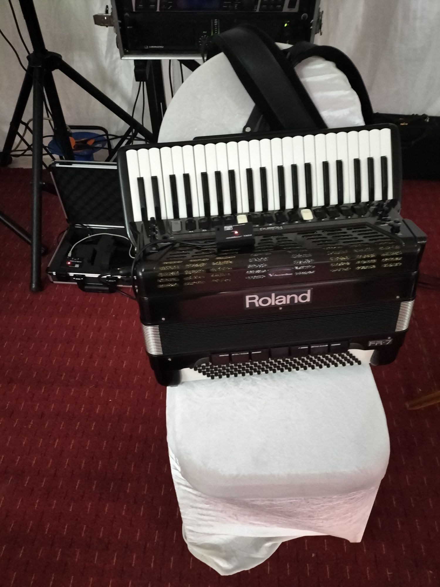 Roland Fr 7+juzi sound1.