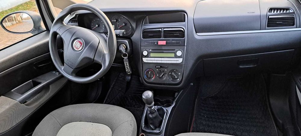 FIAT Linea 2012 1.4i 77 CP E5 AC, inmatriculat ofer fiscal