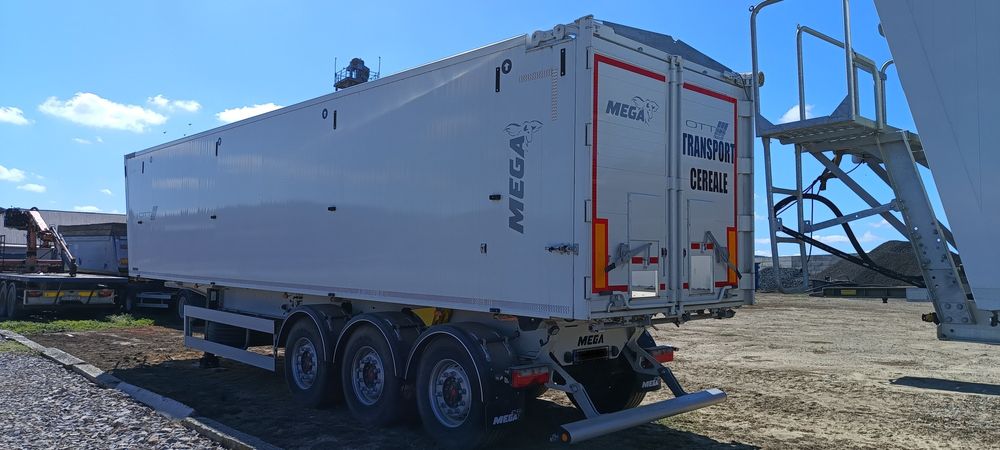 Semiremorci MEGA LIGHT 55mc, basculabile