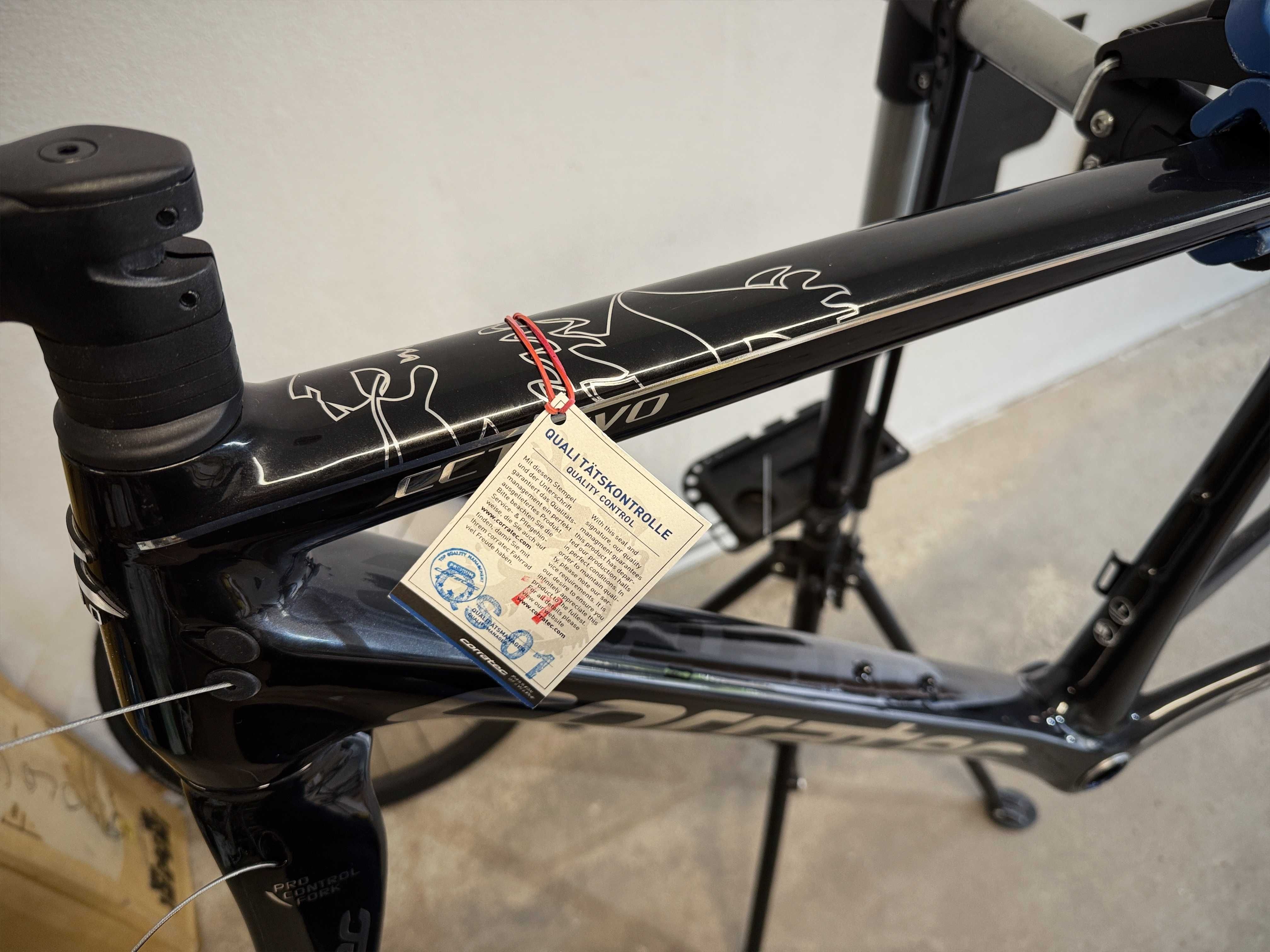 Продавам шосейна Рамка Corratec CCT EVO SLR Disc 51