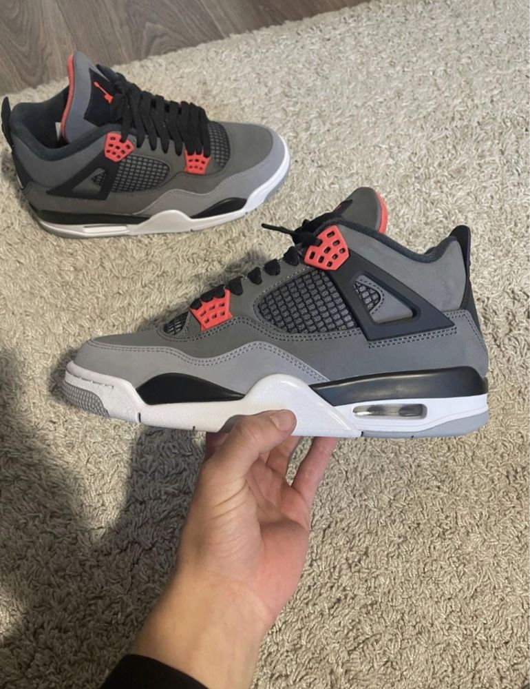 Jordan 4 Infrared