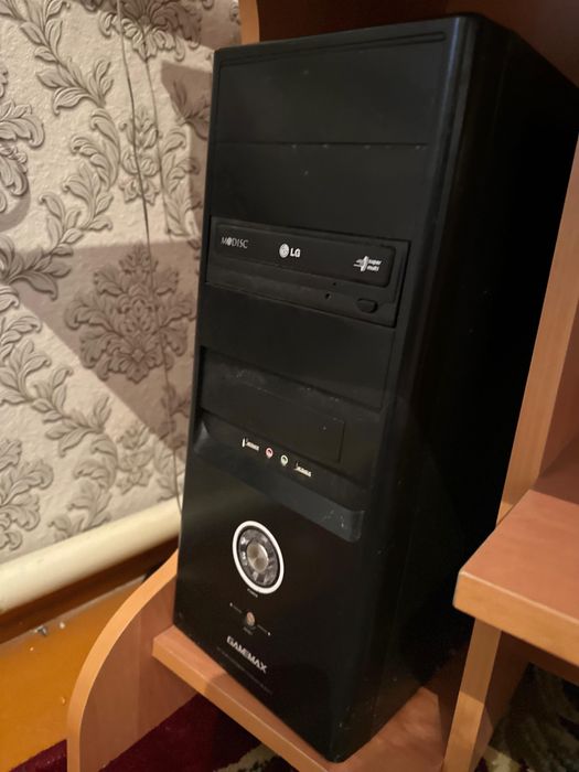 Продается компьютер в отличном состоянии