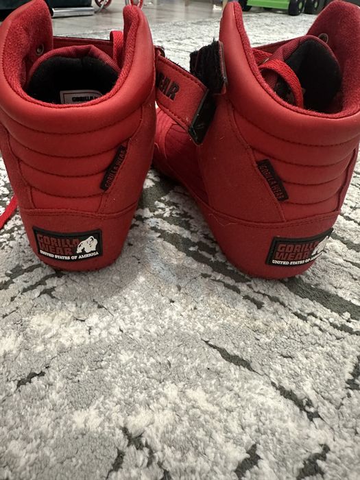 Sneakersi inalti 40