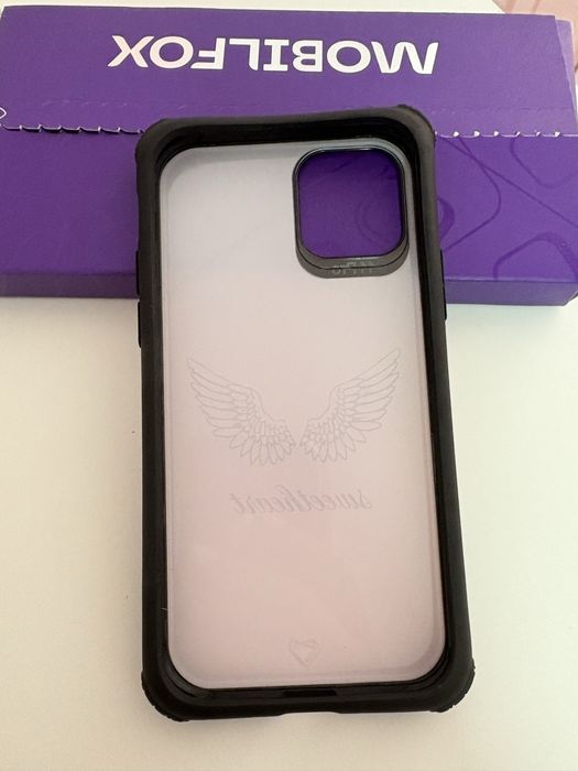 Чисто нов калъф на Mobilfox за iphne 11 pro