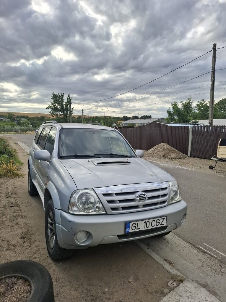 Vând Suzuki grand vitara xl7