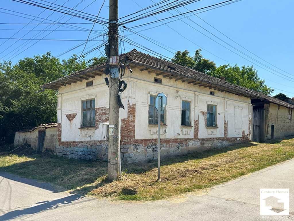 120368  Стара къща за продажба в с. Поликраище