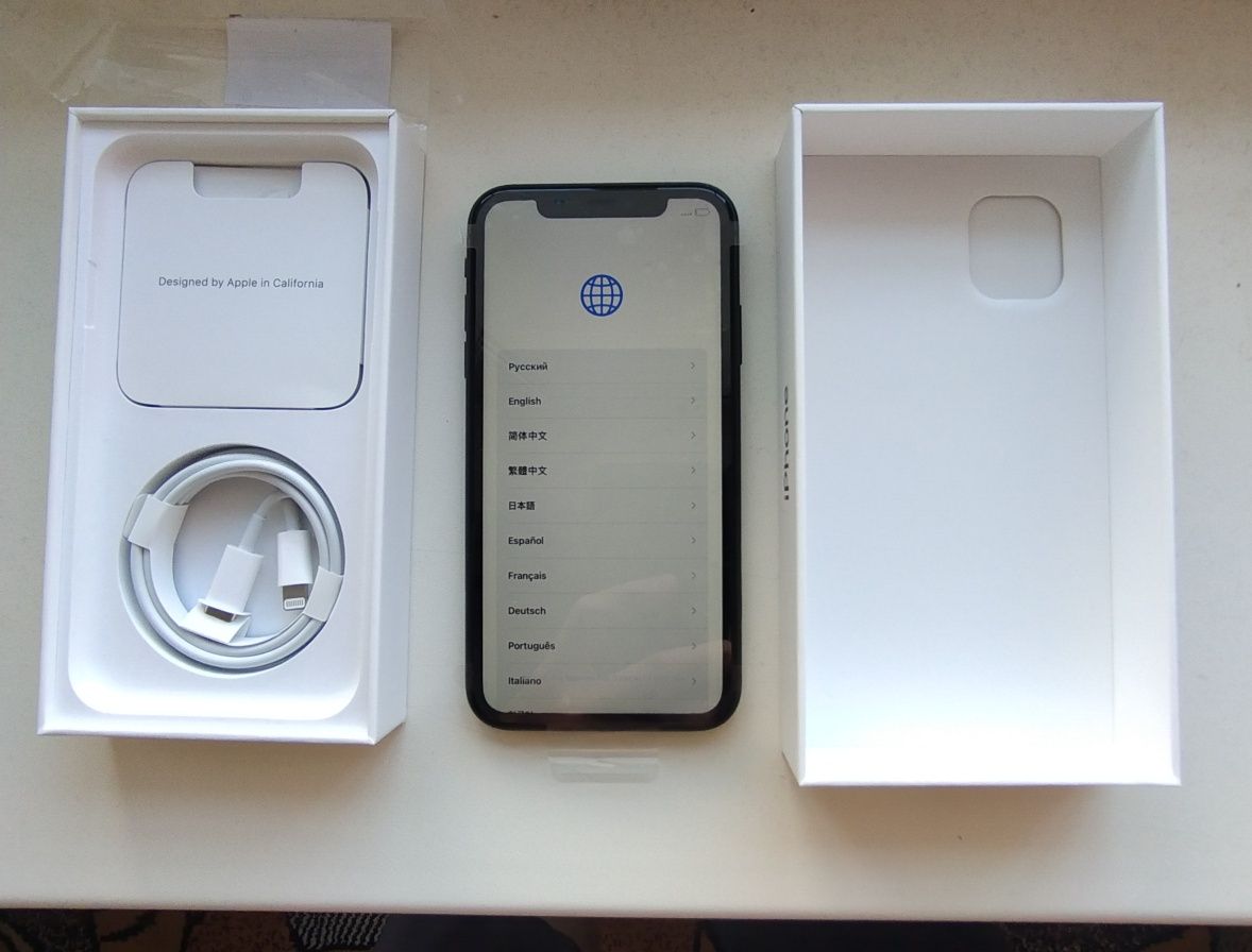 iPhone 11,  на 128