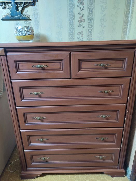 Продаётся  комод