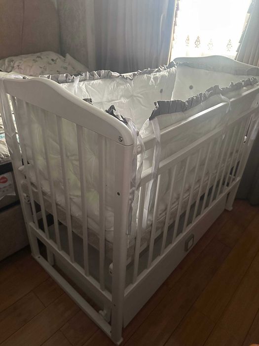 Кровать детский хорошем состояний