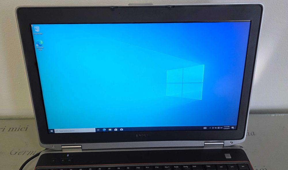 Laptop core i3 - Dell Latitude E6520 - functional,instalat