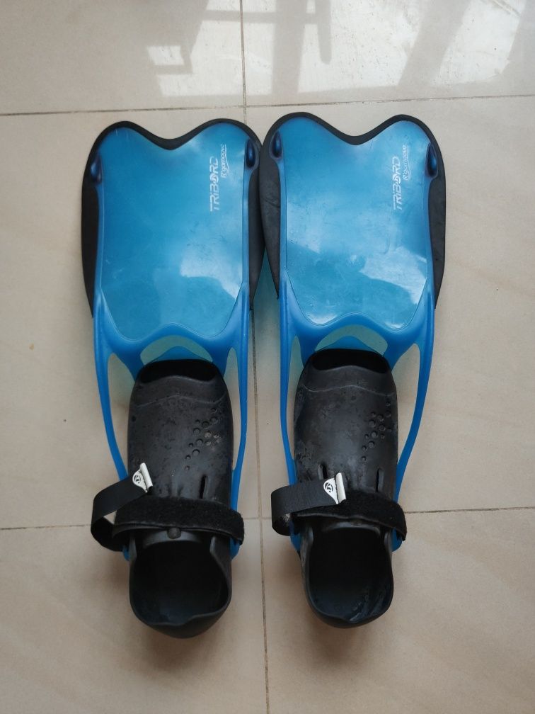 Плавници 42/43 Decathlon