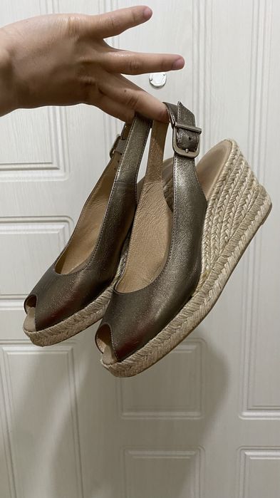 Шикарные босоножки испания