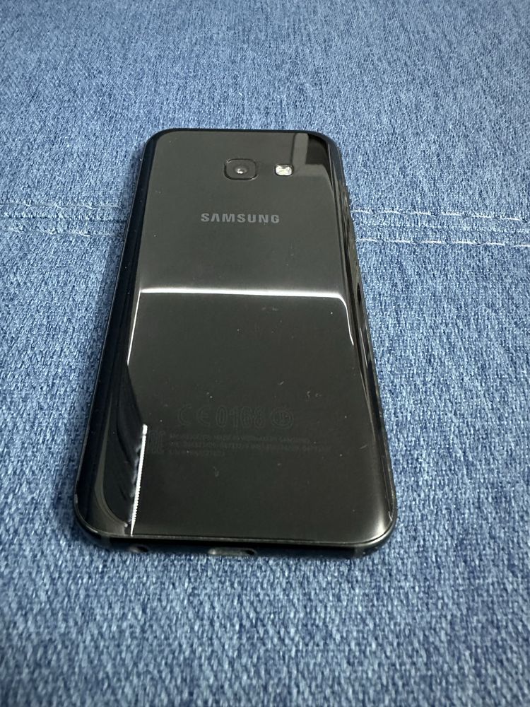 Продам Samsung A 3