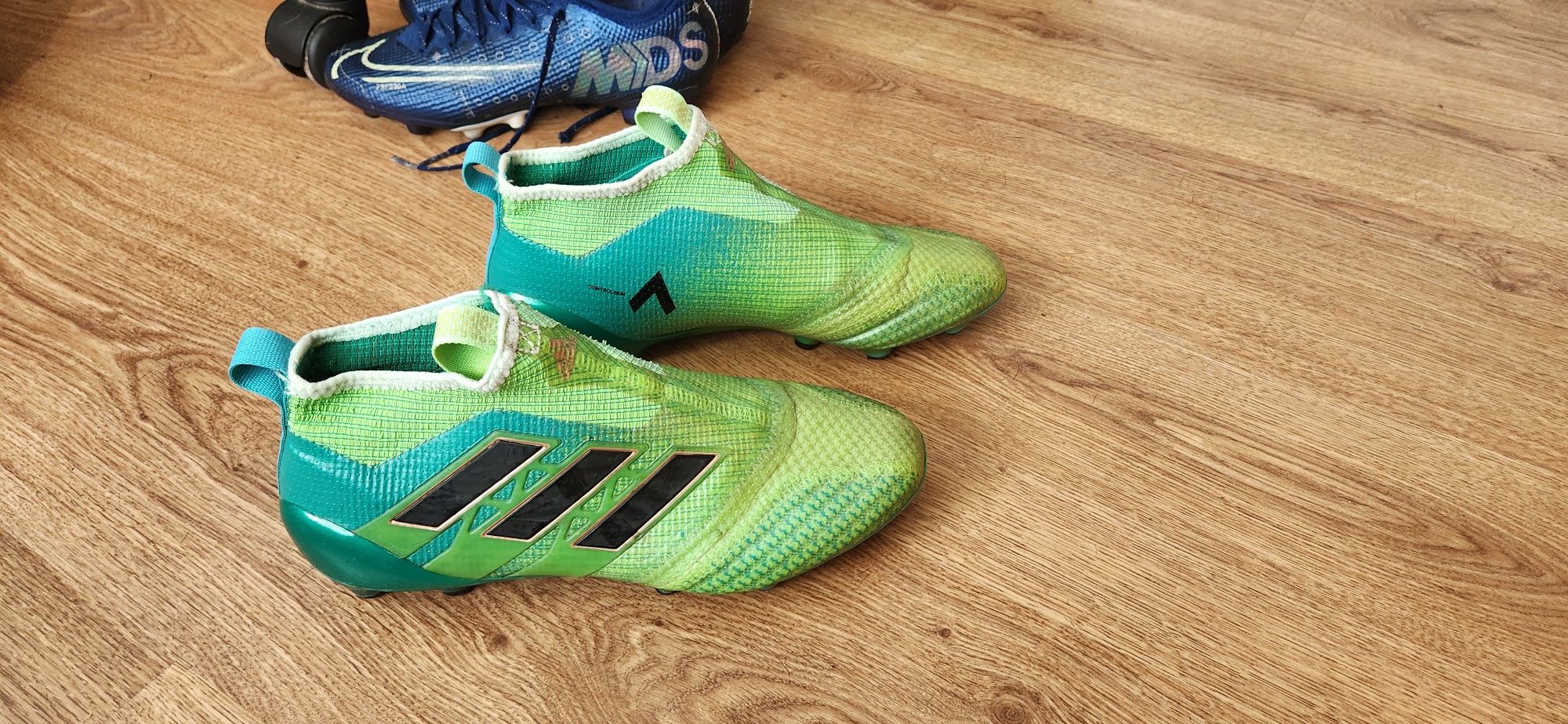 Adidas Ace про-футболни обувки- бутонки 38.5 номер