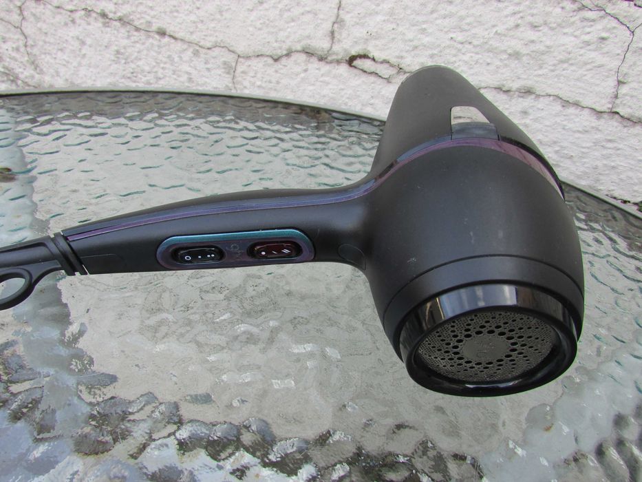 Професионален сешоар GHD AIR