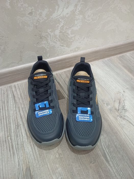 Оригинальные Sketchers