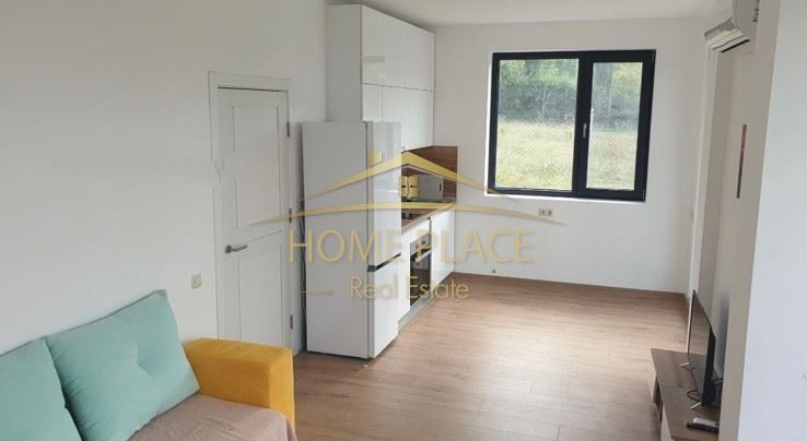 Дава се под наем Тристаен апартамент в Варна, Виница - 100 кв.м за 918 € - Снимка #1