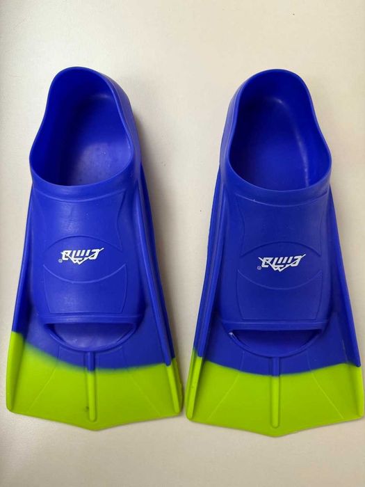 Продаются ласты для плавания /Sotuvda suzish finlari