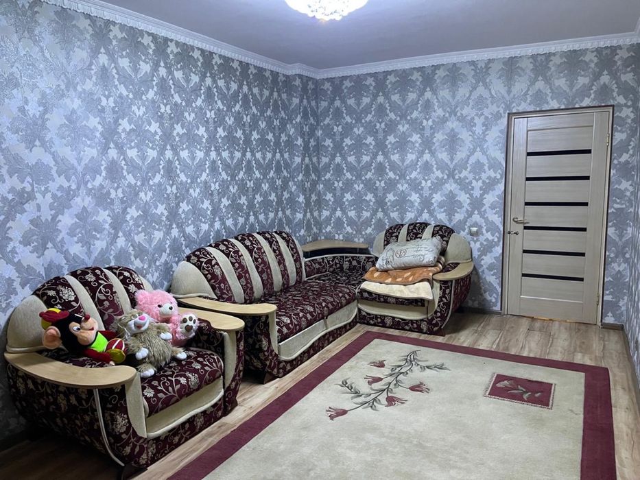 Продаем диван угловой