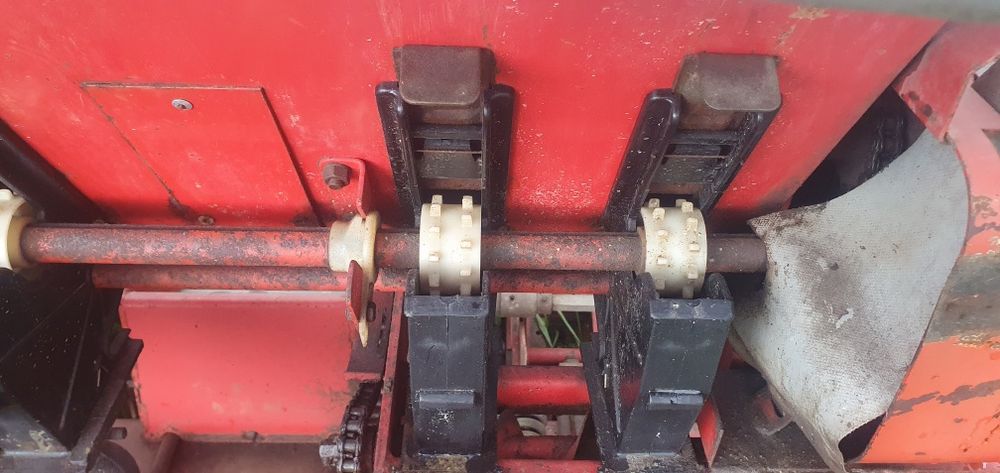 Semanatoare porumb / floare ( SPC )