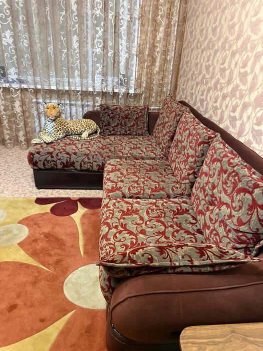 Продам угловой диван