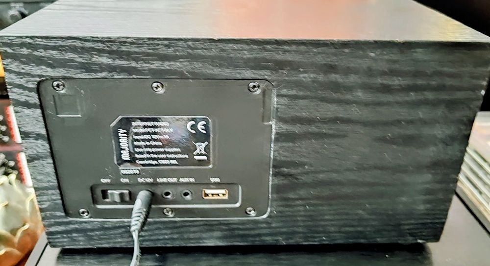 Radio , cu internet , și WiFi