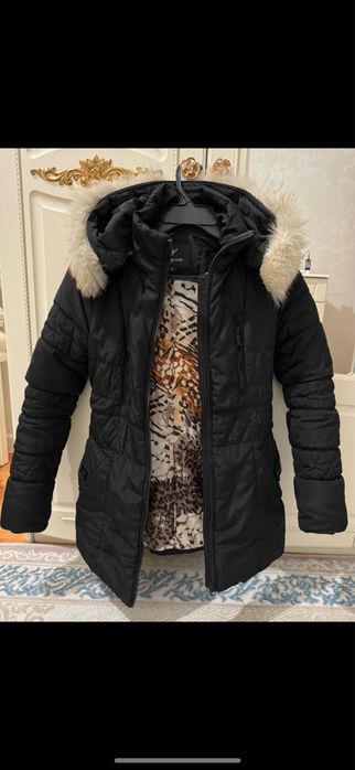 Куртка Зима размер S-42 женская багасы 7мын