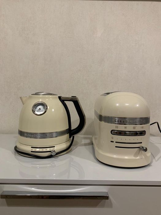 Чайник и тостер Kitchen Aid