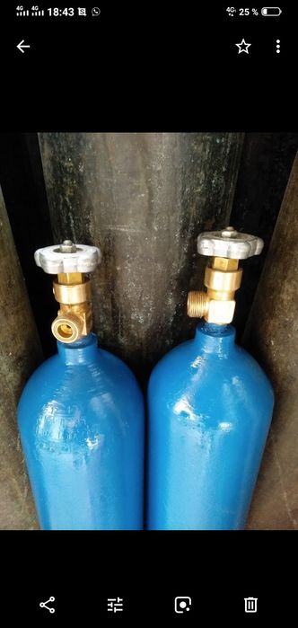 Продам кислородные балоны