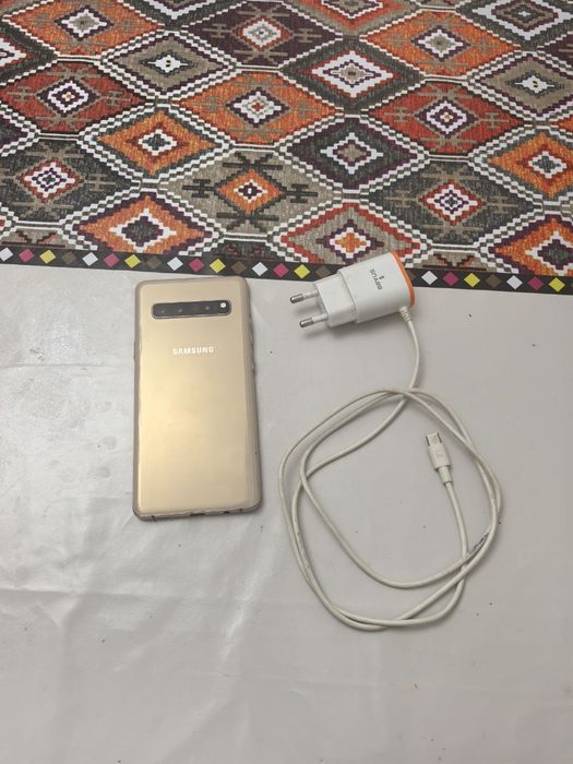 Samsung S 10 5 G 8/256 Gb  андроид 12 версия Корейский